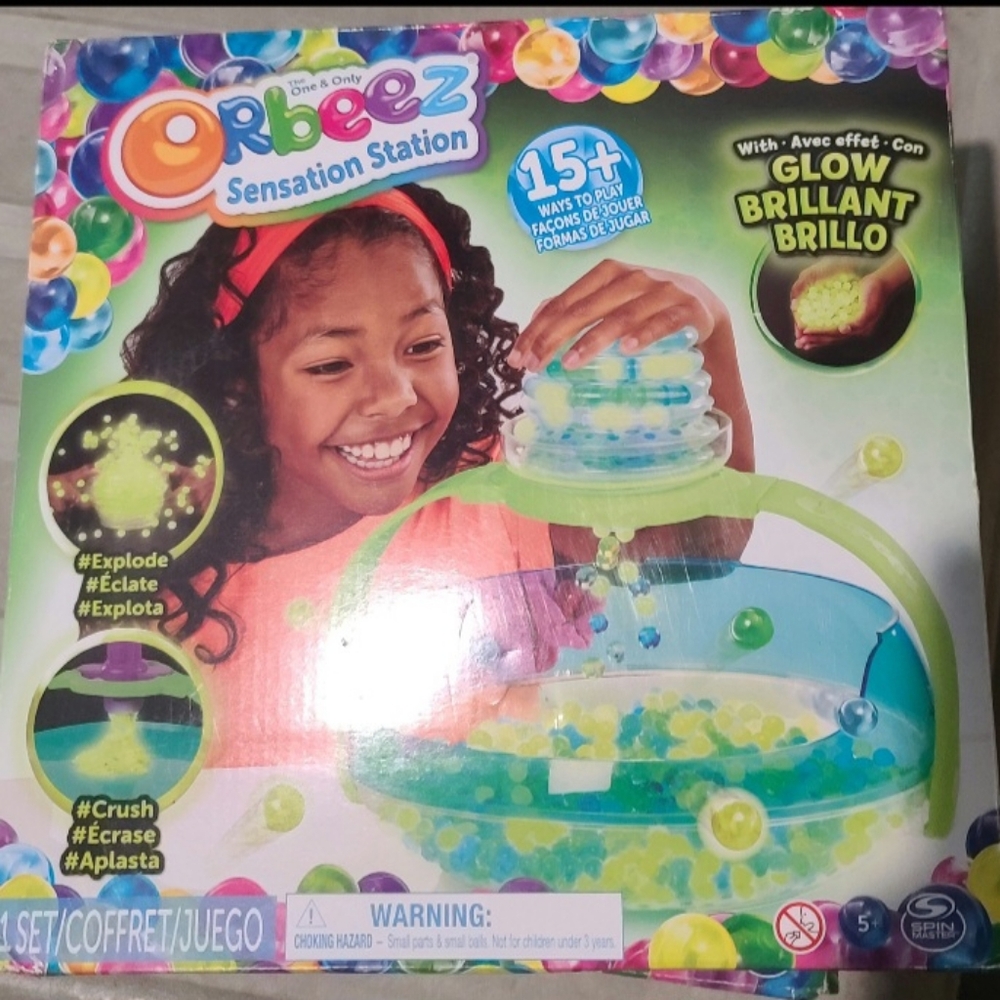 Orbeez Water Beads, Sensation Station, Featuring 2000 Glow in The Dark NIB